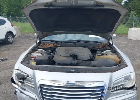 2012 Chrysler 300 из США, поврежденный, VIN 2C3CCAAG9CH142468